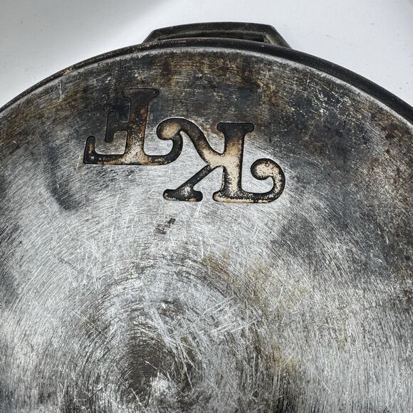 Kitchen Fair 12” Skillet w/ Lid Beige Enamel, Wood Handle, Made in USA (Vintage) - Picture 6 of 7